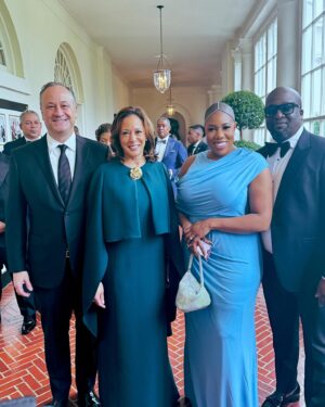 Symone Sanders Instagram - Raised a glass 🥂 in honor of Kenya’s President @williamsamoeiruto and Kenya’s First Lady @mamarachelruto tonight. 

💄: @shiedhaobeauty