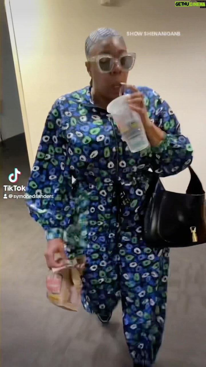 Symone Sanders Instagram - I have all these videos I made and never posted because the last few weeks have been CRAY, but now yall are going to get this content. Enjoy. A real #ShowShenanigans is coming soon. I promise. 😜😘