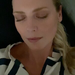 Synnøve Macody Lund Instagram - It’s a wrap😳🎉🤩Ragnarok ses 2🙌Thank you all super coactors, clever crew and progressive production❤️ now REST😌  @samproductionsdk @netflixnordic @ragnaroknetflix