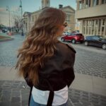 Szabó Zsófi Instagram - 🌬️ #goodhairday @lorealpro