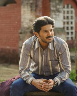 T J Bhanu Instagram - Sharing some stills how we are going to look in @netflix_in ‘s web series #Guns & Gulaabs 🔫🌹directed by @rajanddk 

Actually What always interest me about photographs is the story behind those moments when pictures were taken. 
I also have stories of these. Just cant share them with all the Meticulous details I have in my mind.. 

In photos ✨@rajkummar_rao @dqsalmaan @gouravadarsh @gulshandevaiah78 and @tjbhanu 

@shhyamalide Teacher ji I am ready for scoldings for putting this post this late.. 
@iamsumankumar 🤗
#2022 #Gulabganj #dehradun #barefeettohighheels #yatra #love #compassion #guns&gulaabs #vaazhl #anbeshivam #tjbhanu #rasamma #yatramma #shasi #Chandralekha #allheartallart  #सितारों_को_आँखो_में_महफ़ूज़_रखना! #magic