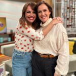 Tânia Ribas de Oliveira Instagram - Lembra-se da menina de 16 anos que rapou o cabelo e venceu o programa “Chuva de Estrelas”, em 1995? E que, passado 3 anos, venceu o Festival da Canção com os Alma Lusa? 🎙️ É a querida Inês Santos! 🤩 Hoje, conhecemos todo o seu percurso através das fotografias da sua vida! 🥰