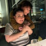 Tülin Özen Instagram - Hediyeler🥳🥳🫠♥️♥️ @gulcinkultur @tunclarinenguzeli @tansubiceratolye @tas_yasemin @bilgesuakin @saimguveloglu @sezeraricay @zeyneppcotelioglu @derya.schahan @defnekoldas @atgns @alialiketrisali @fsevdi ♥️