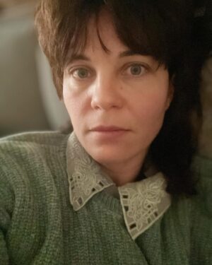 Tülin Özen Instagram - Telefonun ayarlarını anlamaya çalışırken beni güldürmeyin‼️… focus mokus.. 😵‍💫hangisi hangisi ..hepsi gitti..🥸