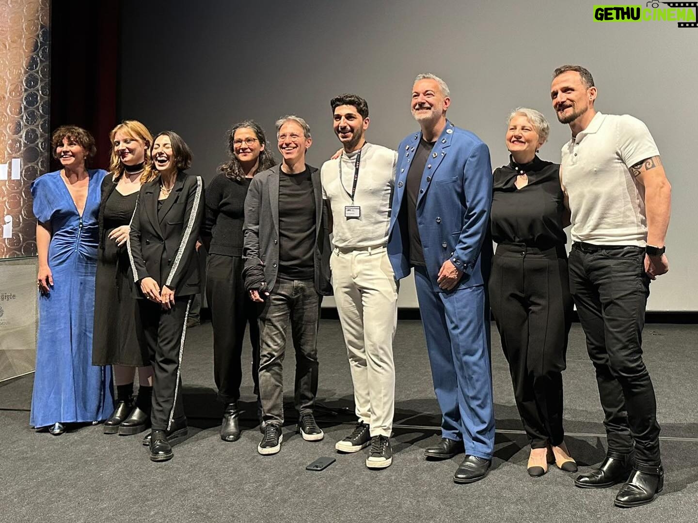 Tülin Özen Instagram - @filmfestivali ödül gecesinden @se.nacar @diloiloi @ogulcanarmanuslu @ezgibaltas @elitiscan @doga.karakas #KōjiYakusho @keremik ve tüm festival ekibi❤️❤️❤️