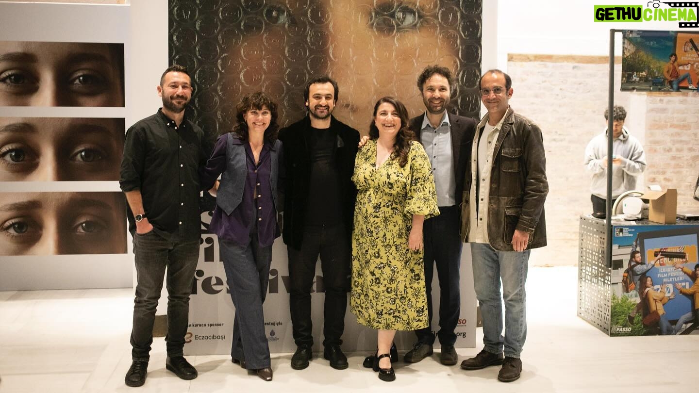 Tülin Özen Instagram - Tereddüt Çizgisi İstanbul Film Festivali Gösteriminden 💙 Foto: 📸 @genceryurttas @tereddutcizgisi @se.nacar