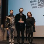 Tülin Özen Instagram - Atlas, Kadıköy, Nişantaşı, Uşak, İzmir, Ankara, Bostancı, Kars… Gittiğimiz her yerde bizi yalnız bırakmayan seyircimize teşekkür ederiz. Film artık size emanet. Tereddüt Çizgisi bu hafta da sinemalarda!