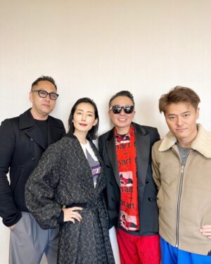 Tae Kimura Instagram - 。
今日のお仕事

みんなとの
コラボレーション

面白かったな〜

#stylist
#間山雄紀　さん
#hairmakeupartist 
#冨沢ノボル　さん
#editor 
#稲垣邦康  さん
#私服
#木村多江