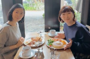Tae Kimura Instagram - 。

芸人さんの
エミコちゃんと会うと

朝から
楽しい気分になるから

1日有意義に
過ごせるんだなぁ。

#たんぽぽ
#川村エミコ　ちゃん

みなさんの今日が
穏やかでありますように🍀