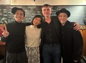 Tae Kimura Instagram - 素晴らしい監督と
素晴らしい
共演者たち。

映ってないけど
素晴らしい
スタッフの方々。

#コットンテール
#cottontail 
#patrick 監督
#リリーフランキー　さん
#錦戸亮　さん
#木村多江

あーまた
みんなと
ご一緒したいなぁ。