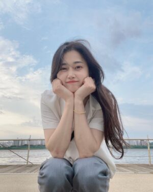 Taemi Instagram - 일 끝나고 잠깐 쉬러 온 한강은 최고였지🤩