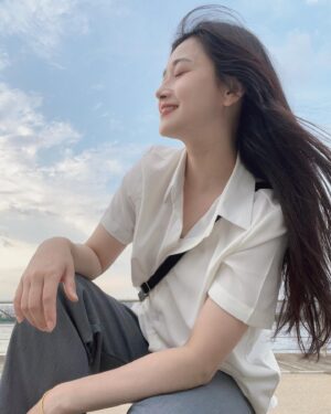 Taemi Instagram - 일 끝나고 잠깐 쉬러 온 한강은 최고였지🤩