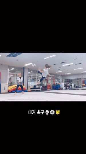 Taemi Instagram - 🥋⚽️🤩