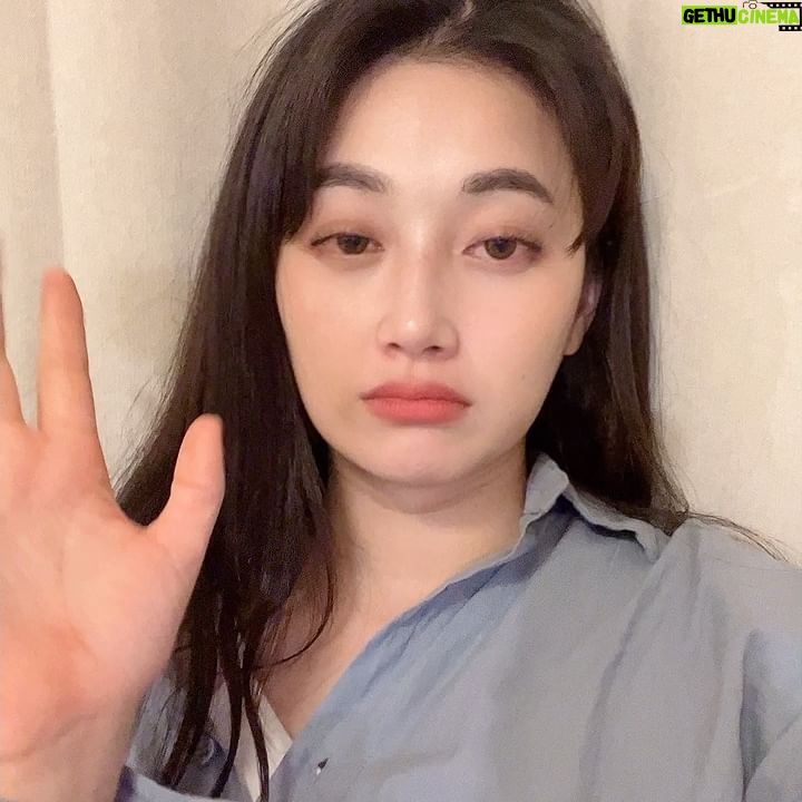 Taemi - 2K Likes - 멍~~👋