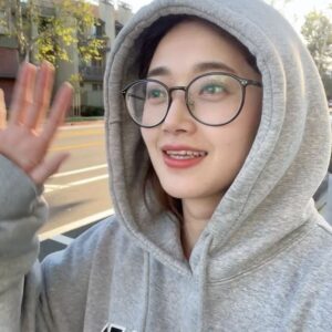 Taemi Instagram - 오랜만에 미국가서 조깅하고 맛있는 것도 먹고 촬영도 하고 인스타도 올리네 😀
