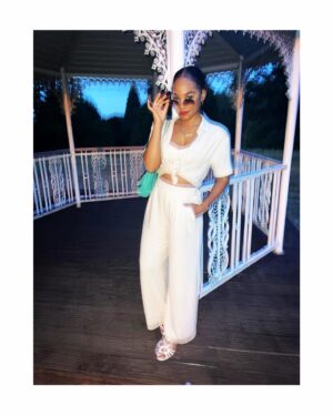 Tahirah Sharif Instagram - Though she be but little.. 
She is fierce.
•
•
•
#likklebit
#petite
#shorty
#cutebutwillfight
#purepower
#tahirahamandla
#bigenergy
#lioness
#leoseason