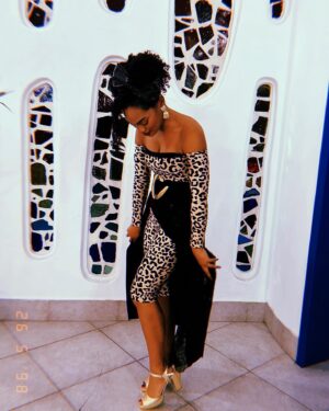 Tahirah Sharif Instagram - A very special mention for the INCREDIBLY talented women who helped me bring Cindy to life in #atowncalledmalice and look like the absolute boss that she is. Thank you. 🔥❤️‍🔥💥
•
Costume: @mollyemmarowe 
Make up: @sophieslotover 
Hair: @ronke.olaibi