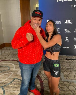 Taila Santos Instagram - Grata pela oportunidade de mostrar meu trabalho em um dos maiores palcos do MMA @pflmma 
@sugarraysefo ☝🏽🎯
#PFL #MMA #MMAFEMININO
#COMBATE #TEAMTAILASANTOS
