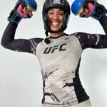Taila Santos Instagram - “Loucura é querer resultados diferentes fazendo tudo igual.” -Albert Einstein #TEAMTAILASANTOS🇧🇷 #disciplina #mma #ufc #ufcbrasil #treino #foco #resiliencia #motivação #Deusnocontrole 🎯 @33thc @adonirandosantos