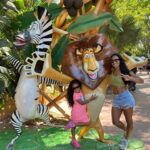 Taila Santos Instagram – Dia mais que especial com meus amores 🥳🎡
@pedro_disciplina33 
@glorinha_model