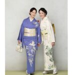 Takako Tokiwa Instagram - 発売になりました✨ きものsalon春夏号 仲間由紀恵さんとは以前からのお友達だったのに、一緒に撮影というのは初めて✨ 家族的なお付き合いをさせていただいているだけに…ちょっとお互い照れながらも、やはり終始笑いに包まれた撮影になりました（笑） インタビューでは2017年に由紀恵ちゃんと一緒に回った奥能登国際芸術祭の話も聞いてくださったり…あたたかく、楽しい撮影をありがとうございました😊✨ @kimonosalon_kateigaho @kateigaho #masatomo_moriyama （撮影） @t_i_ban （メイク） #伊藤和子 （着付） @kotoba_no_furu_mori （文） #相澤慶子 （きものコーディネート） @okunotojp