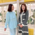 Takako Tokiwa Instagram - NHK「あさイチ」 能登半島地震から3ヶ月。 特集をしてくださいました。 短縮版で短くなってしまったけれど、しっかりと今を伝えてくださることが嬉しかった。 あさイチのスタッフの皆様…本当にありがとうございます😭💦 発災後、すぐに呼んでくださったNHK名古屋の番組でご一緒した危機管理アドバイザーの国崎信江さん。専門家としてお話しされるときは頼もしい先生なのに…一緒に写真を撮っていただいた時のチャーミングさといったら😍✨素敵すぎます（笑） そして…この先も…被災地を宜しくお願い致します。 番組終わりで…歩いてNHKの横にある国立代々木競技場第二体育館へ。輪島・ラトリエドゥノトの池端シェフ率いるチーム輪島の皆さんが出展している「能登マルシェ」へ。 ん？？？ 気づいたらカレー担当になってました（笑） ま、でも、輪島での炊き出しで人気メニューだった鯖カレーを担当させてもらえたのは光栄でして…たくさんの方々に食べていただけたし…良かったよかった。 あ！あと、七面鳥のラーメンが！！ビックリするほど美味しかったぁぁぁ😍✨ラーメン好きさんは絶対に！！ 普段ラーメンを食べない方も、これは是非っ！！ 楽しい一日をありがとうございました♫ 明日も素敵なマルシェになりますように✨ @nhk_asaichi #能登マルシェ @toshiya.ikehata @latelie_de_nono