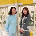 Takako Tokiwa Instagram - NHK「あさイチ」 能登半島地震から3ヶ月。 特集をしてくださいました。 短縮版で短くなってしまったけれど、しっかりと今を伝えてくださることが嬉しかった。 あさイチのスタッフの皆様…本当にありがとうございます😭💦 発災後、すぐに呼んでくださったNHK名古屋の番組でご一緒した危機管理アドバイザーの国崎信江さん。専門家としてお話しされるときは頼もしい先生なのに…一緒に写真を撮っていただいた時のチャーミングさといったら😍✨素敵すぎます（笑） そして…この先も…被災地を宜しくお願い致します。 番組終わりで…歩いてNHKの横にある国立代々木競技場第二体育館へ。輪島・ラトリエドゥノトの池端シェフ率いるチーム輪島の皆さんが出展している「能登マルシェ」へ。 ん？？？ 気づいたらカレー担当になってました（笑） ま、でも、輪島での炊き出しで人気メニューだった鯖カレーを担当させてもらえたのは光栄でして…たくさんの方々に食べていただけたし…良かったよかった。 あ！あと、七面鳥のラーメンが！！ビックリするほど美味しかったぁぁぁ😍✨ラーメン好きさんは絶対に！！ 普段ラーメンを食べない方も、これは是非っ！！ 楽しい一日をありがとうございました♫ 明日も素敵なマルシェになりますように✨ @nhk_asaichi #能登マルシェ @toshiya.ikehata @latelie_de_nono