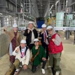 Takako Tokiwa Instagram - 本日放送 『笑神様は突然に…2024春SP』 （日本テレビ系　午後7時58分～9時54分) 鉄道BIG4との嬉しい鉄旅2回目😭✨ 北陸新幹線延伸前の貴重な体験をさせていただきました。 今回も鉄道BIG4の皆様の、鉄道への愛に…笑いっぱなし🤣💦 笑い過ぎて…疲れ果てた（笑） #笑神様は突然に2時間スペシャル #鉄道big4 #北陸新幹線延伸 #おめでとう🎉 #このロケ #自由に写真撮らせてくれる から #めっちゃ嬉しい #6枚目 #何を撮ってるかと言いますと… #貨物列車 ！！らぶ💕 #延伸したら #念願の恐竜博物館 行きたい 😍✨ #ロケの朝 #朝早くからのスタンバイに #スタッフさんが用意してくださった朝食は … #能登の塩を使った 塩パン #能登の牡蠣むすび #能登愛 #素敵な朝食をありがとう😊 #14枚目 #ライトが消えている北陸線・七尾線のサイン #でも ！ #4月6日全線再開！！ #おめでとう㊗️ #ラスト #車窓からの素敵な鉄 @seanewyork @lion.gallery220 @p_l_u_s_c_t_e_a_m @yyuiiko
