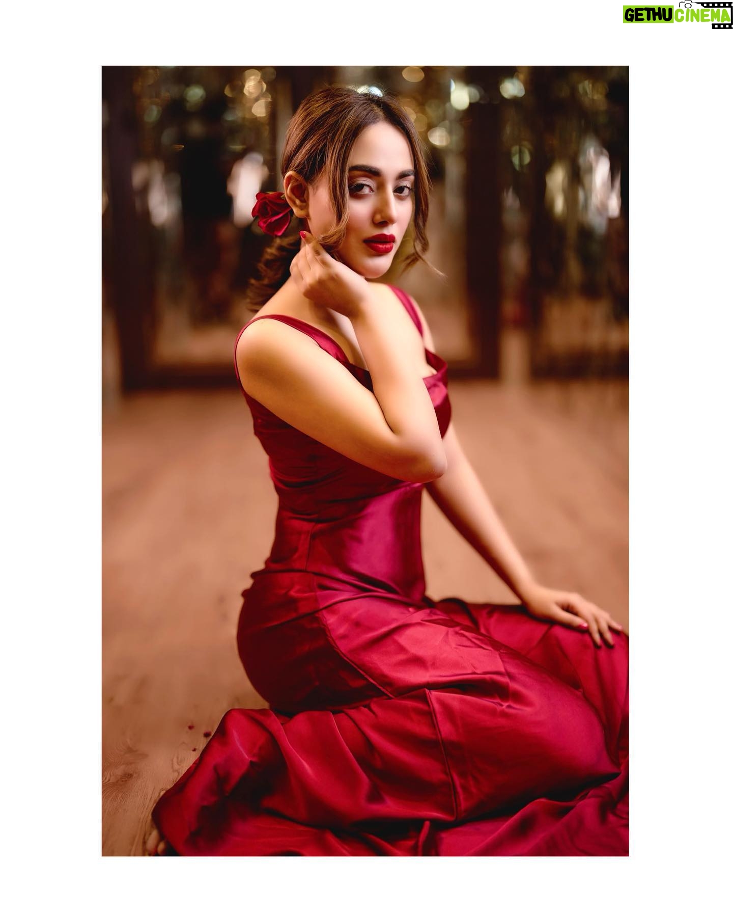 Tama Mirza - 3.9K Likes - In wine 🍷, there’s truth ❤️ @joyeeta.trisha 👑