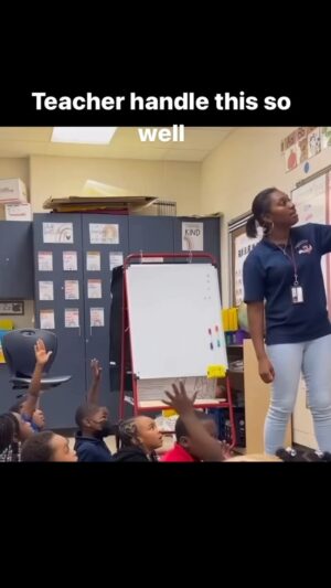 Tamala Jones Instagram - 🤦🏽‍♀️🤣🤣🤣🤣🤣🤣🤣… great teacher !!😆🤣