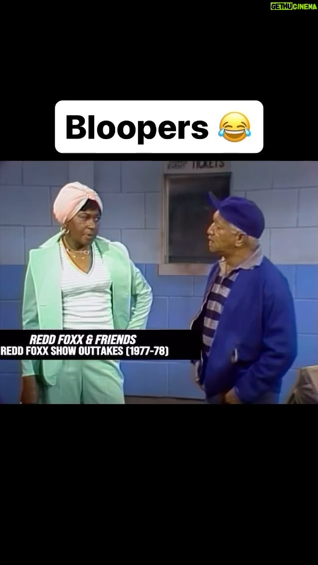 Tamala Jones - 1.7K Likes - The chemistry between #ReddFoxx & #LaWandaPage was unmatched, that is until @tichinaarnold & @martinlawrence grabbed the baton β¦π€π€£π€£π€£π€£π€£ #great #talents #legends #icons #cultureππ½π₯β