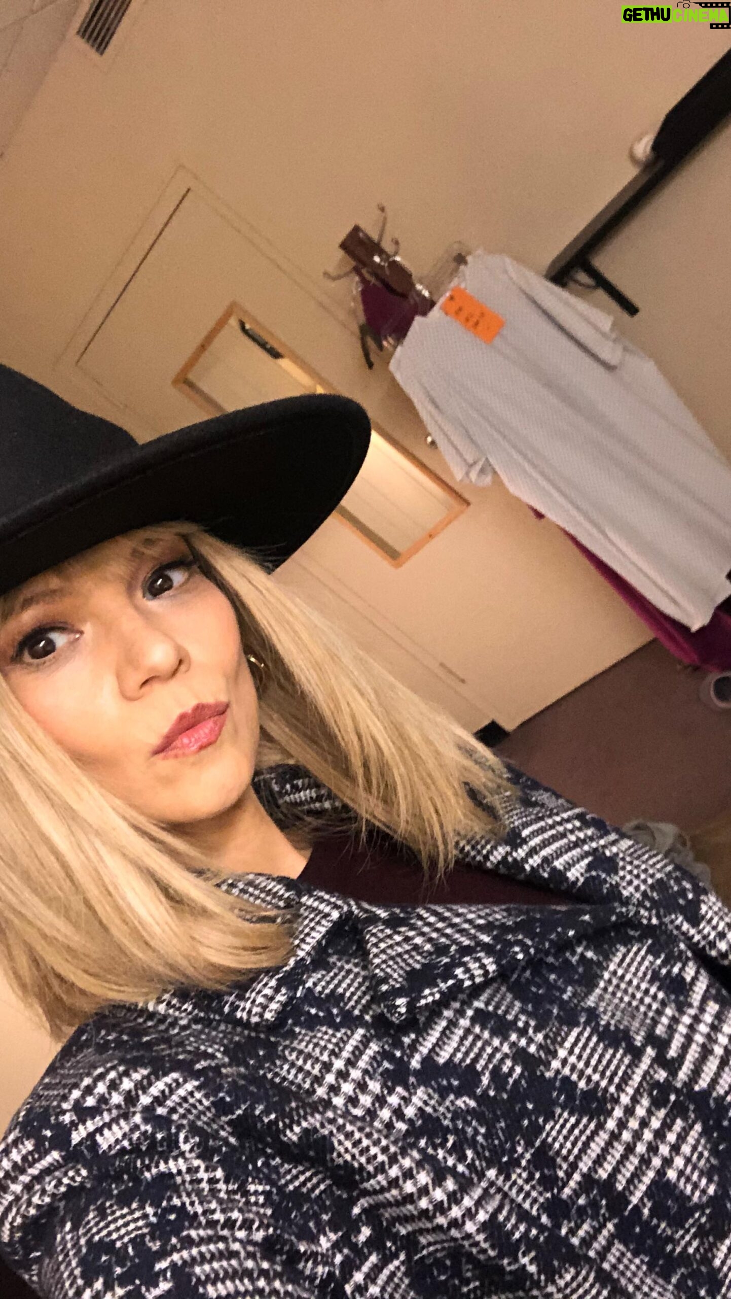 Tamara Braun - 4.3K Likes - Hey all you Days fans!! If you want to see Ava off, tune into DOOL today for her last day in Salem. Thought I’d share some of my memories from the last (almost) two years. Starts at the end and ends at the start with my first nasal swab. Oh Covid!! Thanks for all the love and support you continue to show me. I will miss you all!! Wait, I’ll still be here, you can find me on IG!! 😉 Much love. #farewell #bekind #love #solong #Ava #tobereal #give #grateful #thankyou #adios #byebye #days