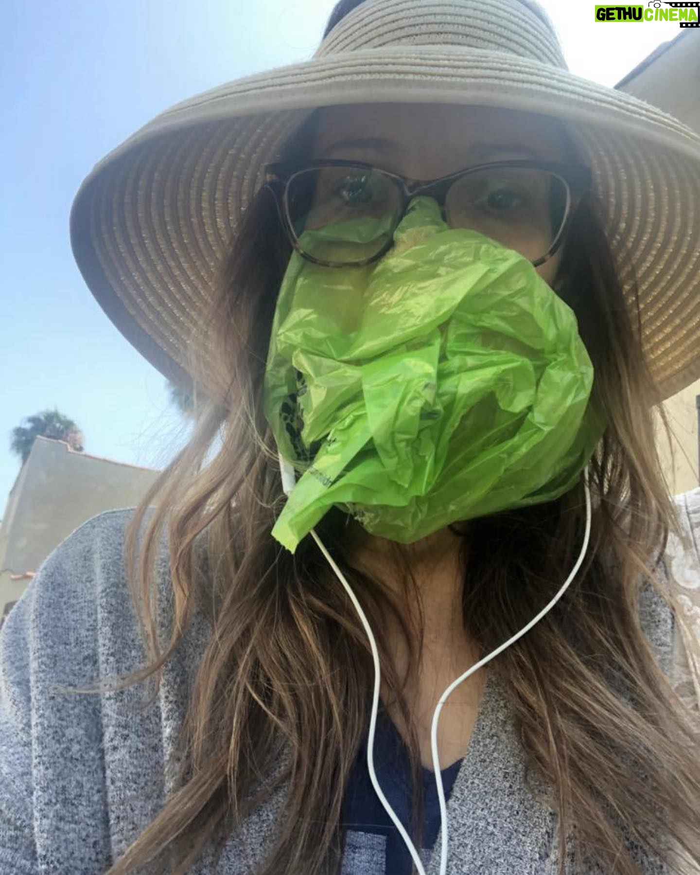 Tamara Braun - 1.8K Likes - This is going back to the early days of the pandemic. I was taking dogs for a walk and forgot my mask so I had to improvise. 😂😂 I think I need professional help. I hope you all find reasons to smile today and laugh. If you need a reason, look at this ding dong here. #love #throwback #mask #improvisation at its best? Worst? Somewhere in between? #smile people.