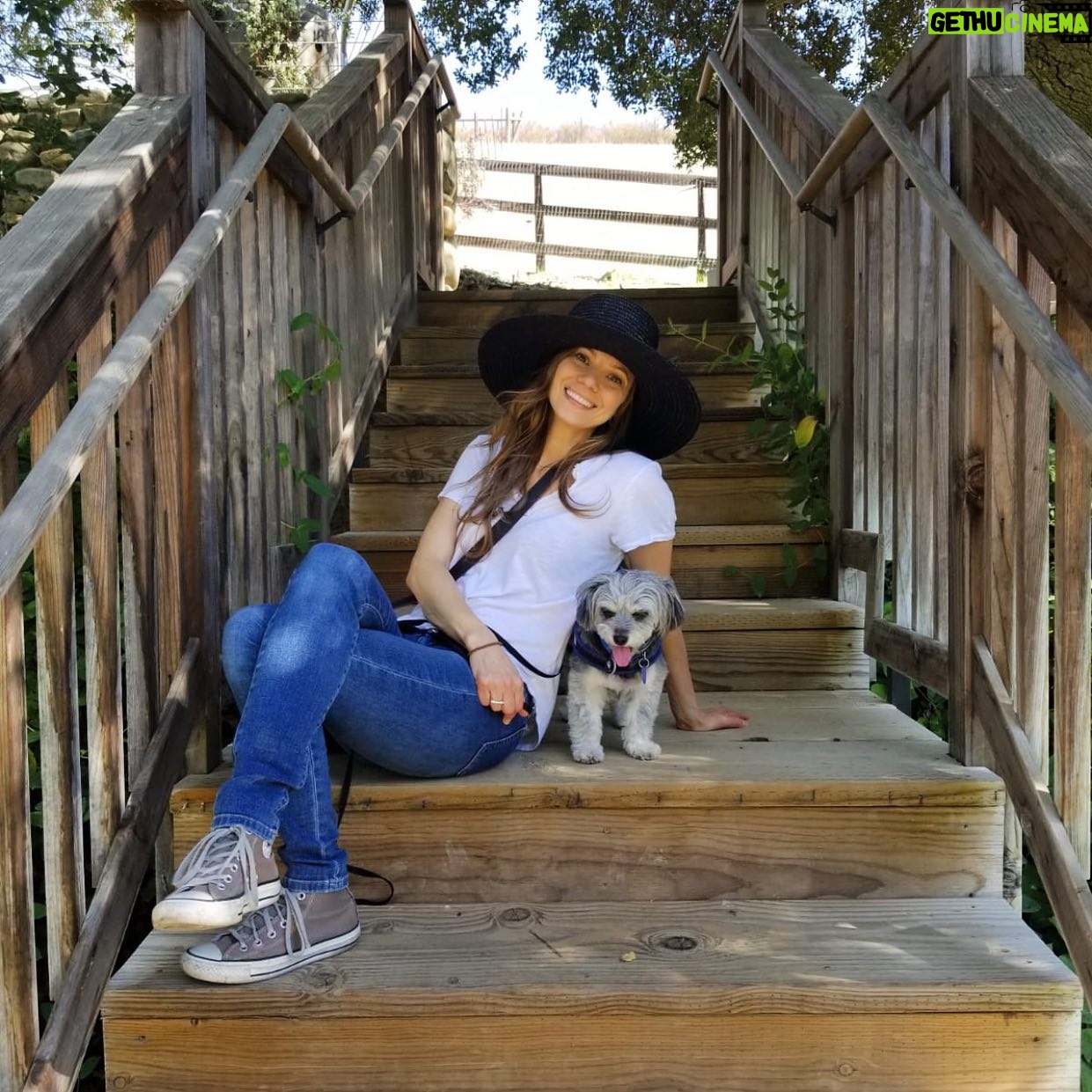 Tamara Braun - 1.8K Likes - A little #tbt pre pandemic. Hoping everyone woke up feeling happy, positive and grateful. Not always the way, I know. If you didn’t, hopefully you find moments for each in your day today. Little and I (and that enormous hat) are sending you love! #gratitude #little #love #hat #throwback