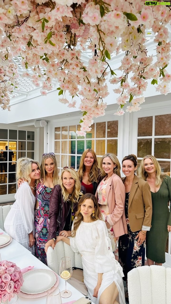 Tamara Braun - 2.1K Likes - What an absolutely lovely day this past Saturday. Thank you @jacquelinemwood_1 for hosting a spectacular luncheon. What a location!!! And thank you @jennifergareis for the beautiful after party! Can’t wait to see you all on Friday at the @daytimeemmys !! Big hugs!
#daytimeemmys
#ladieswholunch
#womensupportingwomen
#beautiful
#celebrate
#lovelyday
#grateful
#waldorfastoria
#maisonprivee
