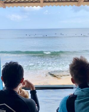 Tamara Dhia Instagram - Before this week I was a Cali girl who had never surfed (the ocean in LA is so cold!) So I decided I should go learn…in Bali. And it was the best decision ever. Not only did I learn to ride waves (and am now a Level 2!) but I met so many incredible people at surf camp. Officially now a surfer girl 🏄🏻‍♀️
