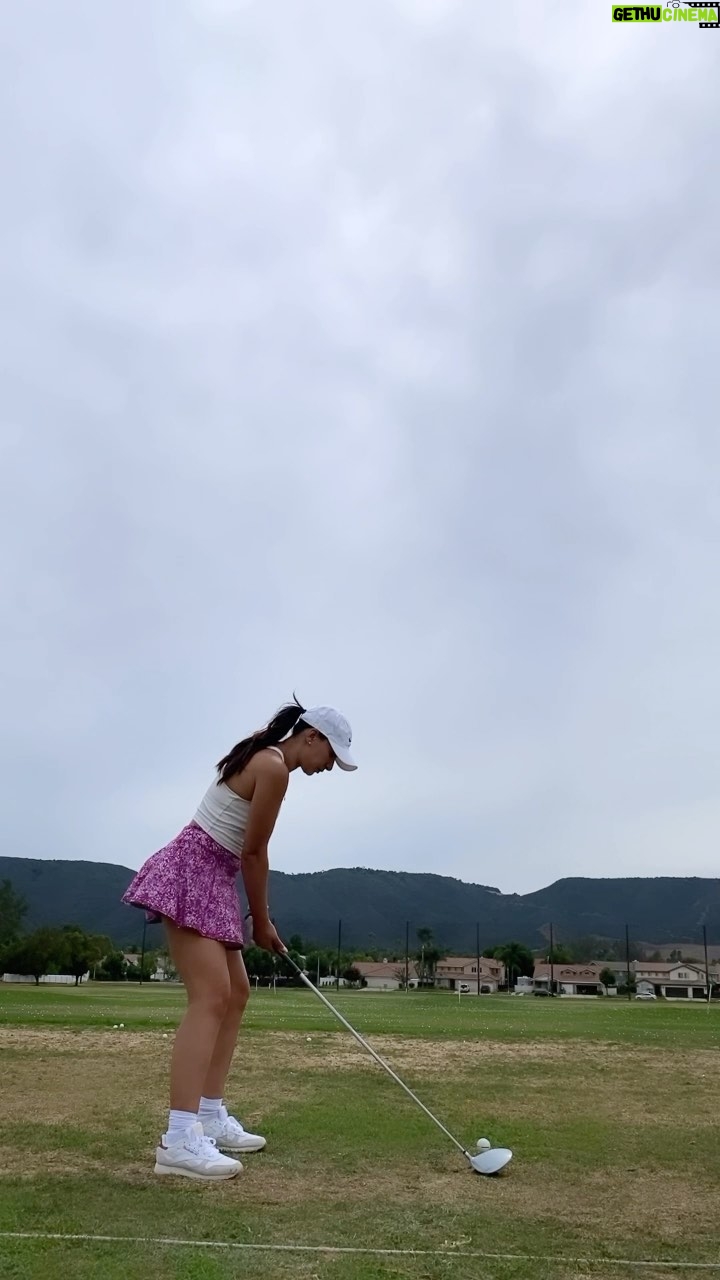 Tamara Dhia - 734 Likes - Golf is a very humbling sport. You all make it look so easy! Still working on my swing but hitting a new personal distance record feels soooo good 🏌🏻♀️
