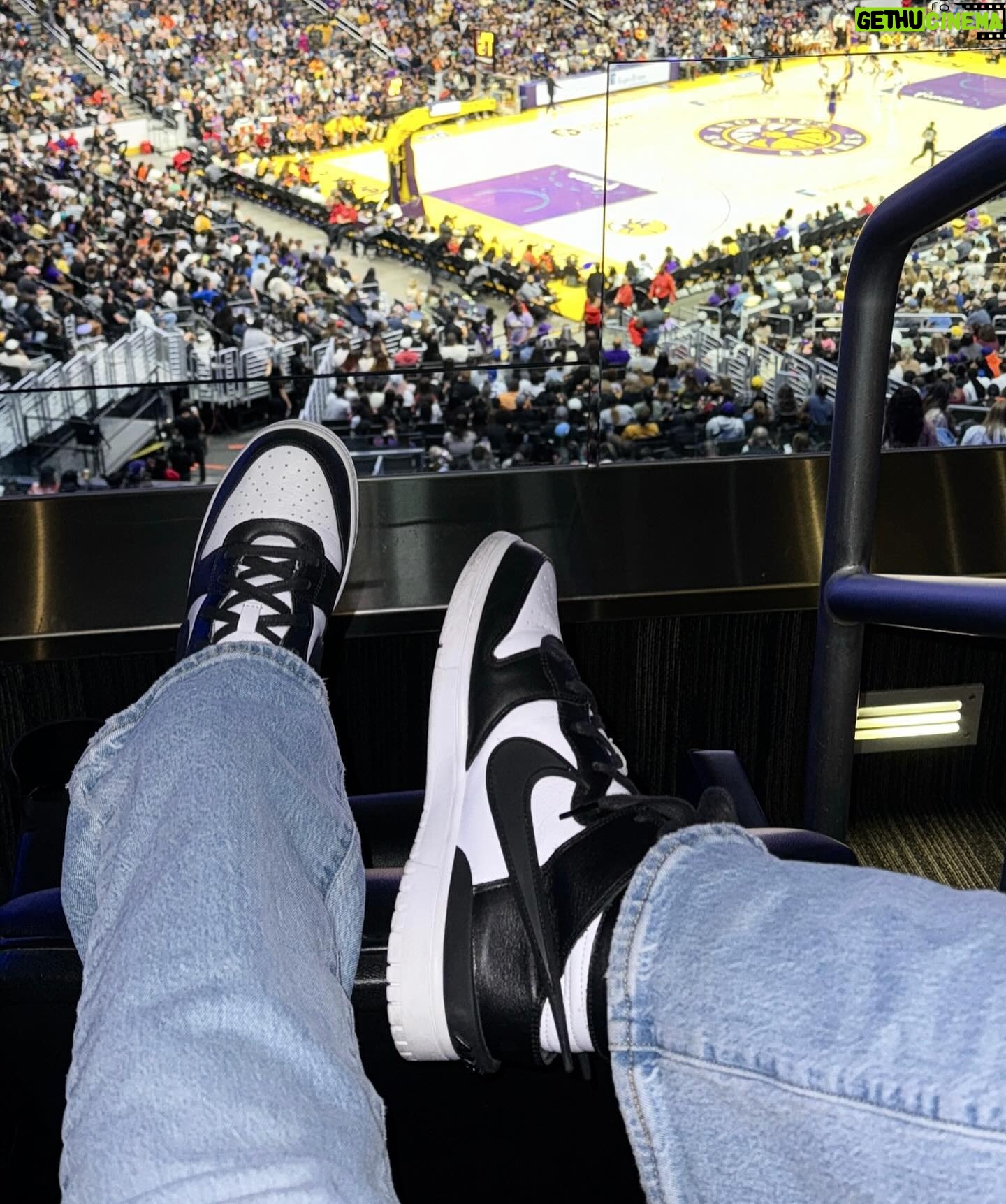 Tamara Dhia - 3 Likes - what a suite game, ty @nikela 💛💜 #lasparks #wnba