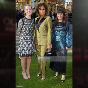 Tamara Tunie Instagram - And just a few more snapshots from The @OlivierAwards because the night was THAT FABULOUS! ✨[📸 courtesy of @gettyimages] #olivierawards #olivierawards2022 #aboutlastnight 

Stylist: @jessicatculley
Suit:  @thedecklondon_
Shoes: @rosamund.Muir
Bag: @lalage
Earrings: @thehirstcollection
Makeup: @sarahexley1 
Hair: Michelair Laguerre