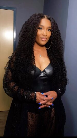 Tamara 'Taj' Johnson-George Instagram - St. Louis was hot as fish grease, but super lit🔥🔥. Thank you for waiting on us to return😘. 

St. Louis glam team:  @slayhaus_official
@themisschriss 
@stl_shay 
@Slayqueenmua

#summerblockparty #swv #taj #glam