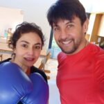 Tamara Acosta Instagram - Por prescripción médica tengo que hacer ejercicio de alta intensidad cosa que me ha costado toda mi vida!!!pero menos mal que existe senseifarias@gmail.com que lo hace fácil y entretenido! Gracias Sensei y bendiciones! Entrenamientos presenciales y online.