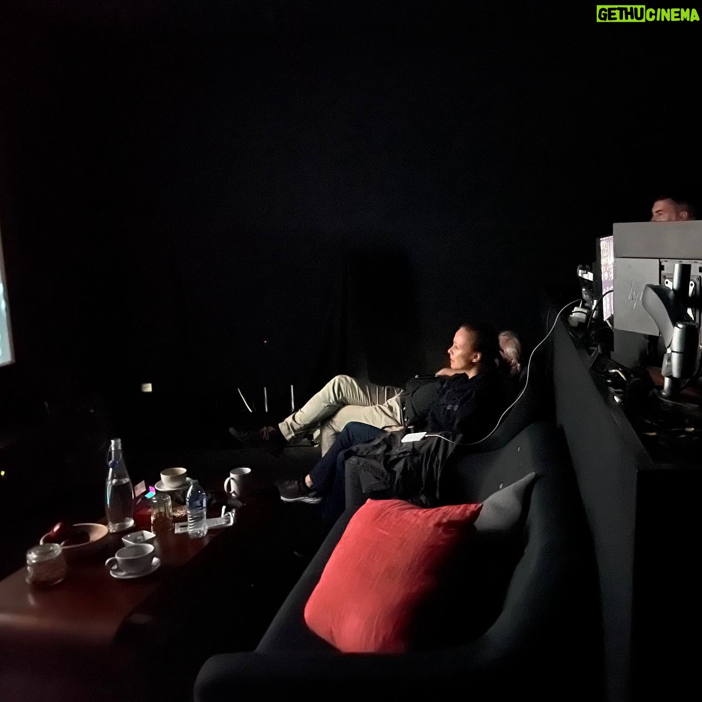 Tami Stronach - 1.4K Likes - Watching final cuts of the movie we made together. What a journey!
Thank you all for the encouragement as I make my way back to the big screen. I cannot wait to share my new film with you soon š„
#ManandWitch #TheNeverEndingStory #TamiStronach #thechildlikeempress