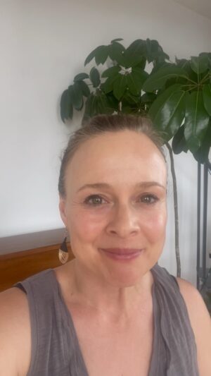 Tami Stronach Instagram - Standing with the actors union, hopeful for meaningful change to come ❤️

#sagaftra #sagaftrastrong #sagaftrastrike #tamistronach