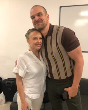 Tami Stronach Instagram - Great fun to meet David Harbour. Such a kind and gentle fellow. This is from a convention last year. 

Hoping that I can get to more conventions this year.

#davidharbour #tamistronach #thechildlikeempress #jimhopper 
#strangerthings #theneverendingstory