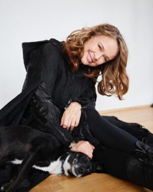 Tami Stronach Instagram - It’s International Women’s Month, and part of that includes the witches, midwives, healers etc. who have at times gotten a bad wrap throughout history. Magic exists - and love is the real magic of this world! Happy Women’s Month to all women 🧙‍♀️💞

#WomensMonth #TamiStronach #TheChildlikeEmpress #TheNeverEndingStory #ManAndWitch #ManAndWitchFilm