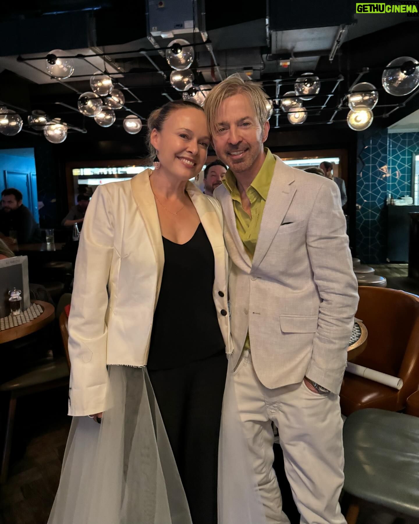 Tami Stronach - 2.3K Likes - What a weekend! The NeverEnding fantasy con kicked off with the award winning documentary: Life After NeverEnding Story. AND I finally got to meet Limahl šāØ Dressed in the whimsical magic of @AnotherArchive__
#TheNeverEndingStory #NES #TamiStronach #TheChildlikeEmpress #ChildlikeEmpress #Limahl #LifeAfterTheNeverEndingStory