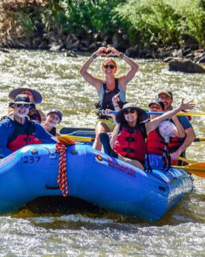 Tami Stronach Instagram - Getting out of the city and into nature☀️ Feeling very grateful to be sharing these last moments of summer with family and friends, and to be hiking, stretching and dancing just 3 months after my knee surgery!

PS. The white water rafting was scarier than you’d think 😂 

#tamistronach #theneverendingstory #childlikeempress #aspen