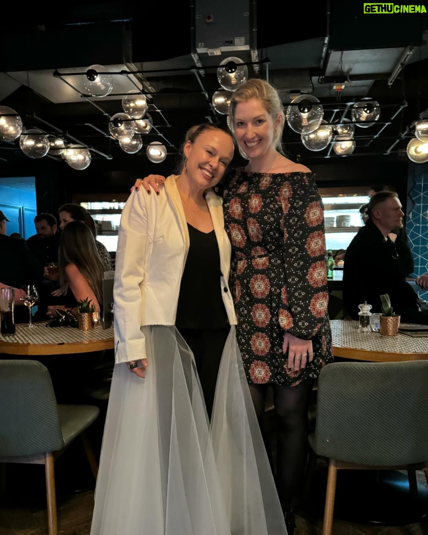 Tami Stronach - 2.3K Likes - What a weekend! The NeverEnding fantasy con kicked off with the award winning documentary: Life After NeverEnding Story. AND I finally got to meet Limahl šāØ Dressed in the whimsical magic of @AnotherArchive__
#TheNeverEndingStory #NES #TamiStronach #TheChildlikeEmpress #ChildlikeEmpress #Limahl #LifeAfterTheNeverEndingStory