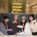 Tanakaga Instagram - 昨日は定期的に集まってる姉様達とご飯会でした🫶🏻 ケーキとプレゼントまで頂いて幸せ空間やった😭💞 何から何まで本当にありがとうございます🙇🏻‍♂️ 毎回会話が盛り上がりすぎて時間過ぎるのがめっちゃはやい笑 また集まりましょう〜〜❤️‍🔥