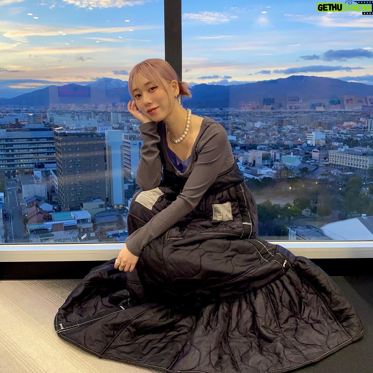 Tanakaga Instagram - いつもはタイトが多いけどたまにはふんわりしたシルエットも着たくなるんよな〜〜〜